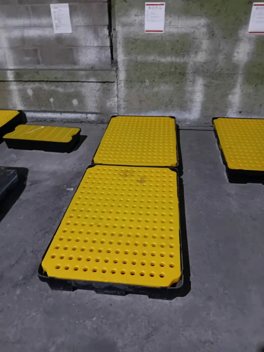 Chemical spill bunds /trays - Image 3