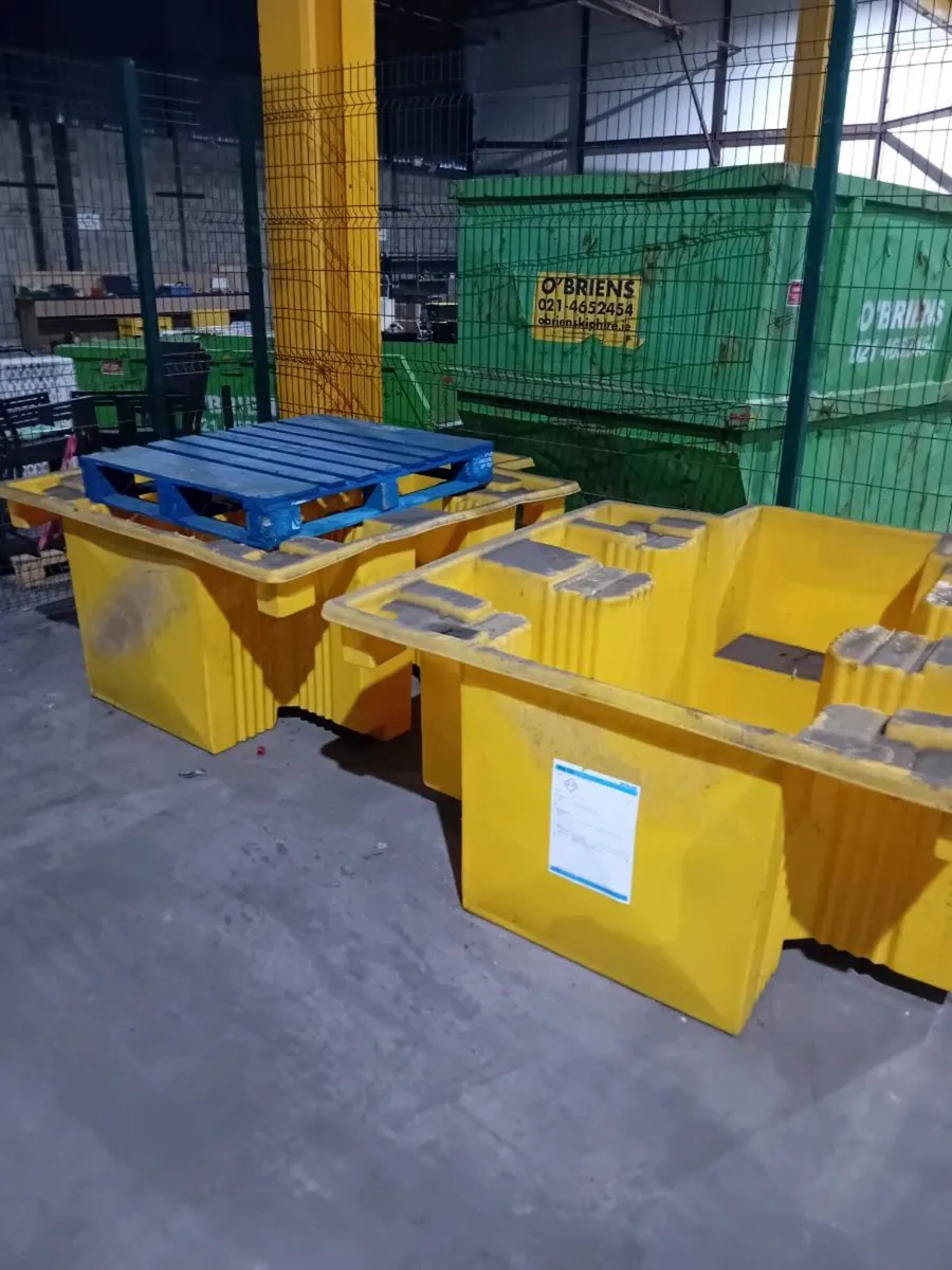 Chemical spill bunds /trays - Image 4