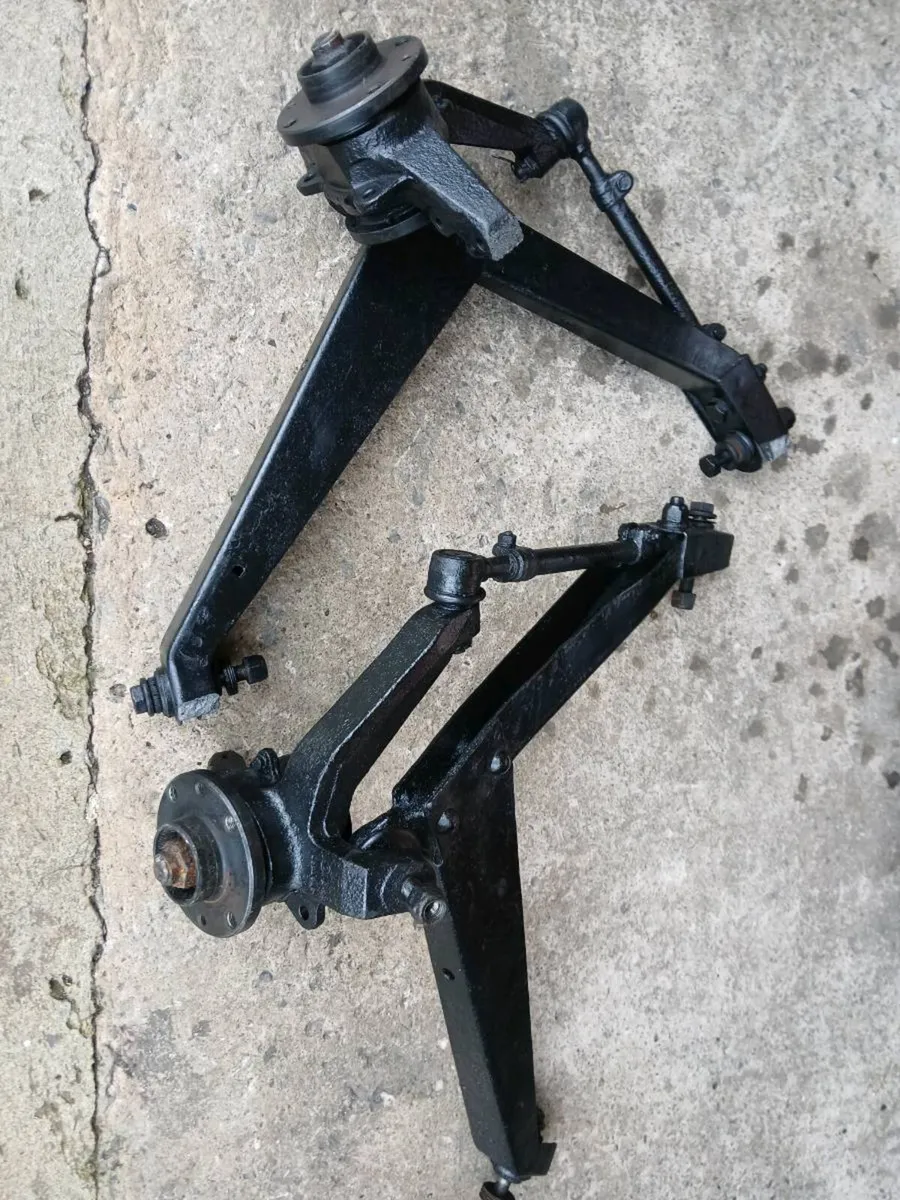 Fiat X19 1500 parts - Image 4
