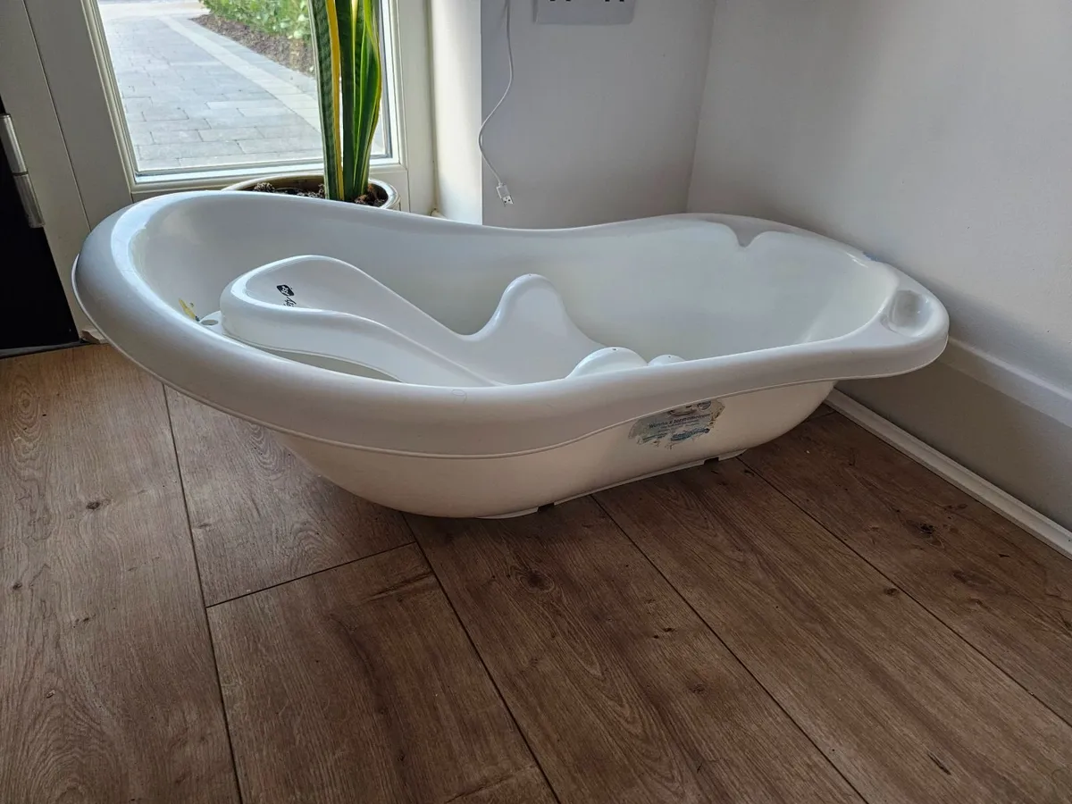 Baby bath tub - Image 1
