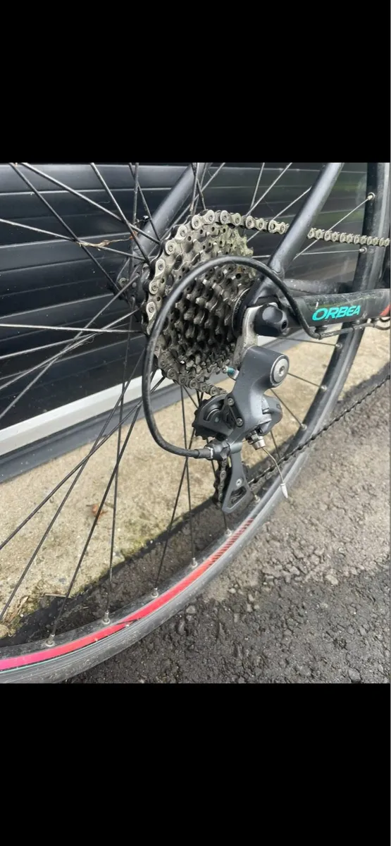 Road bike - Image 3