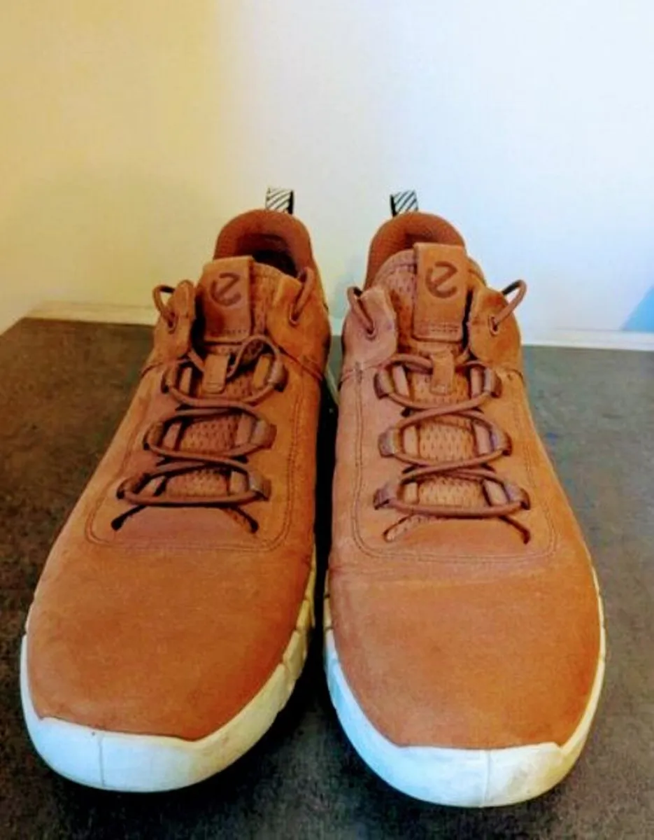 SALE TODAY! ECCO Gruuv Leather Men Shoes Beige - Image 2