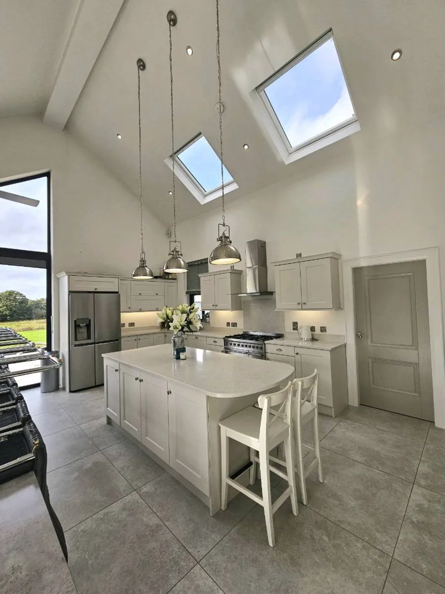 Full kitchen for sale - Image 3