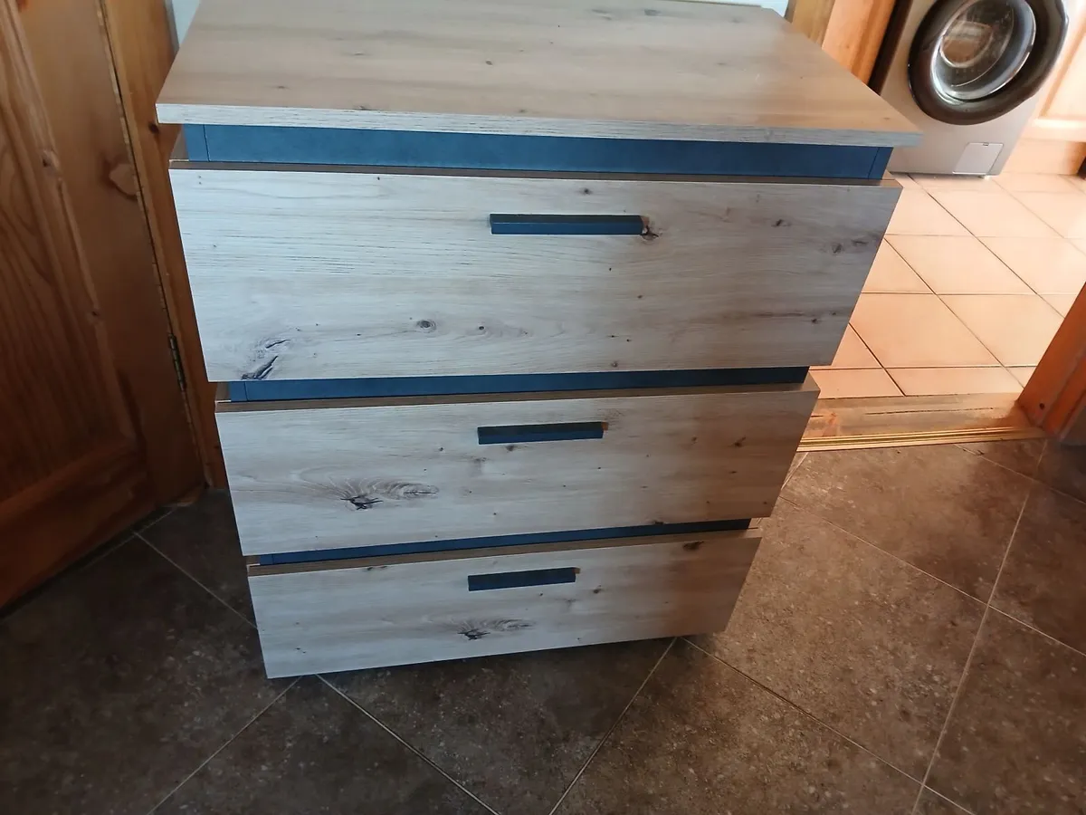 Drawer chest