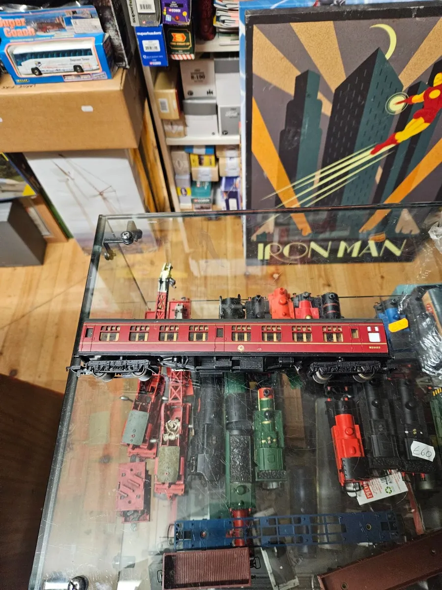 Hornby Lima OO Gauge Carraige