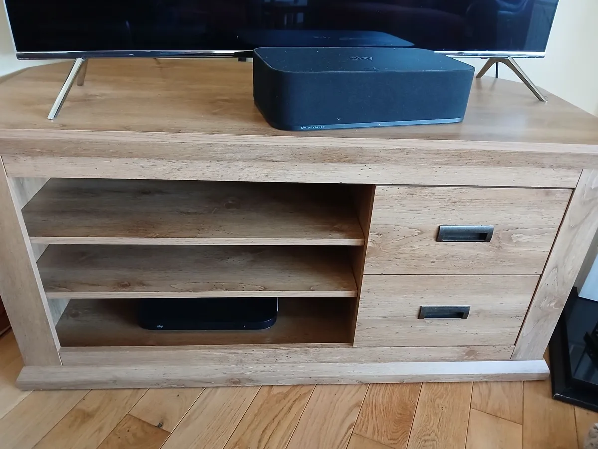 TV unit