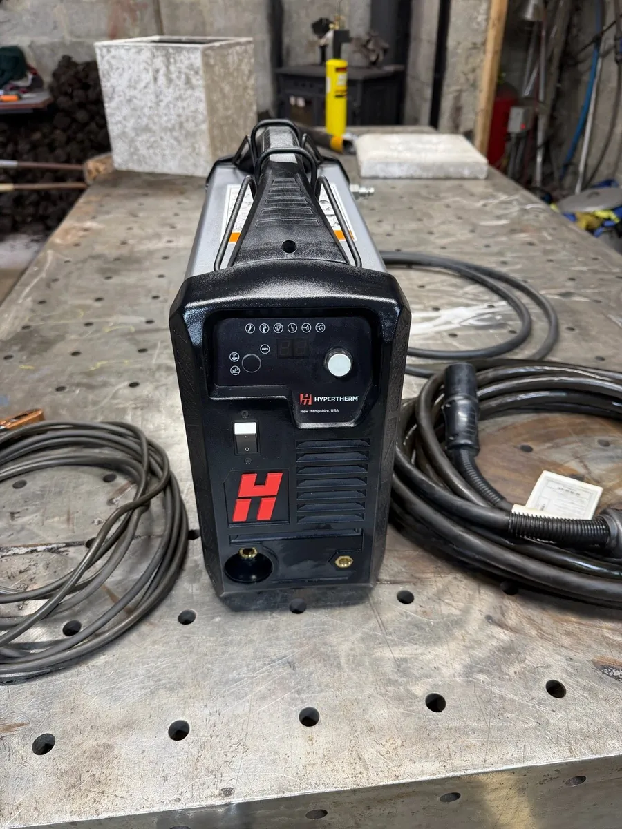Plasma cutter - Image 1