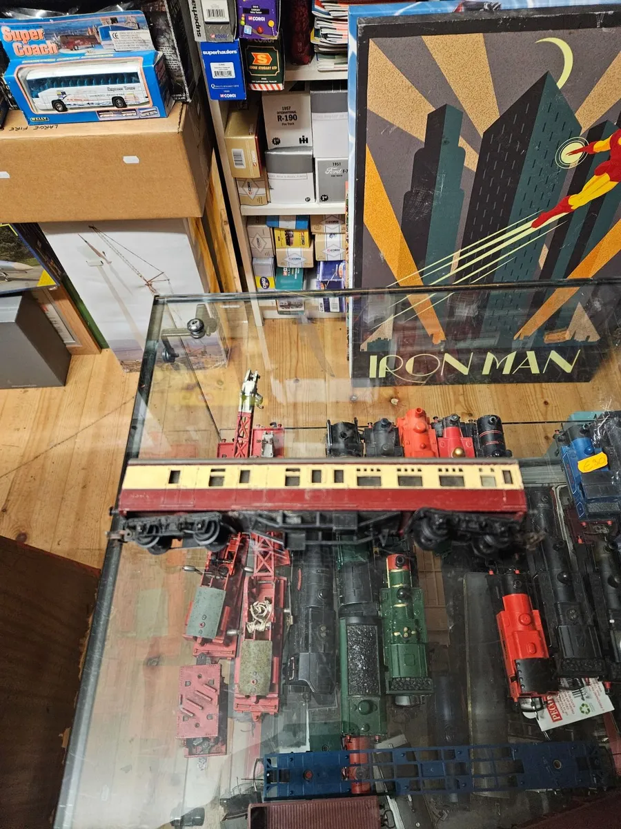 Hornby Triang OO Gauge Carraige