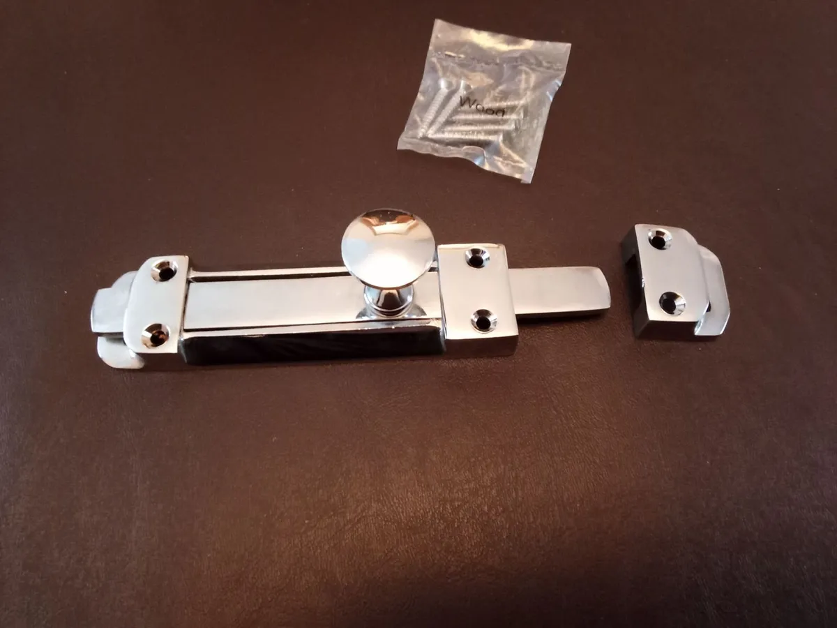 Heavy Duty Door Bolt Polished Chrome 150mm. - Image 2