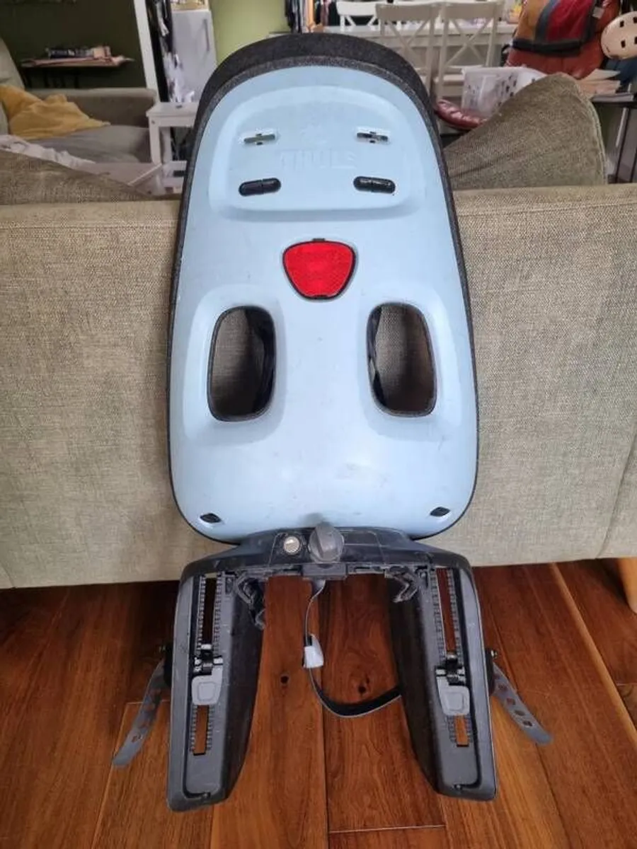 Thule Yepp Maxi Child Bike Seat - Rack Mount - Image 2