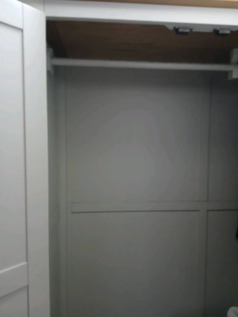 Wardrobe - Image 4
