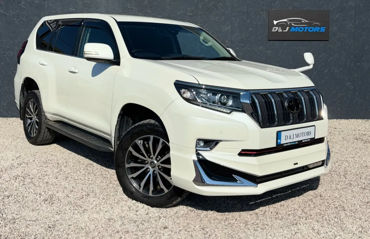 Toyota Landcruiser 2.8 D4D Automatic TX 2 Seate - Image 1