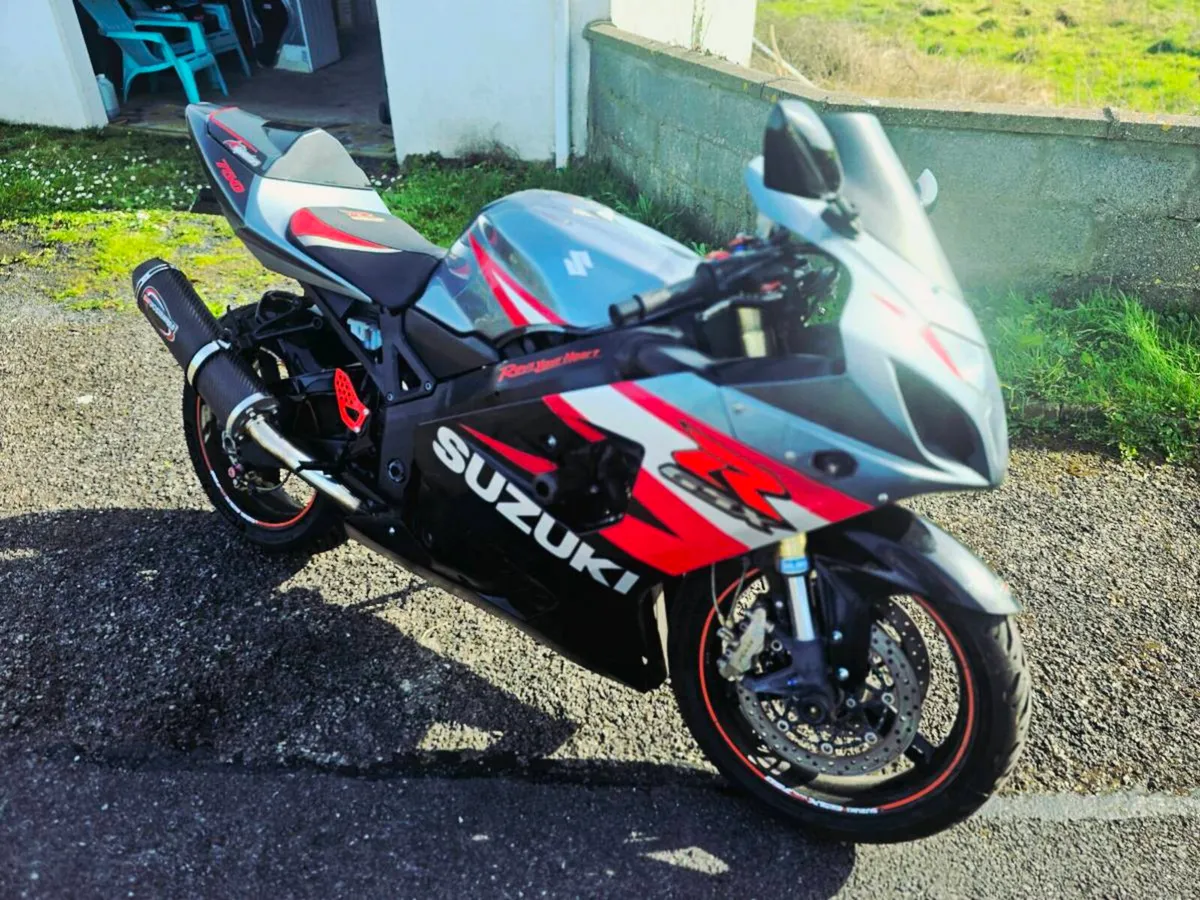 Suzuki k4 750cc - Image 1