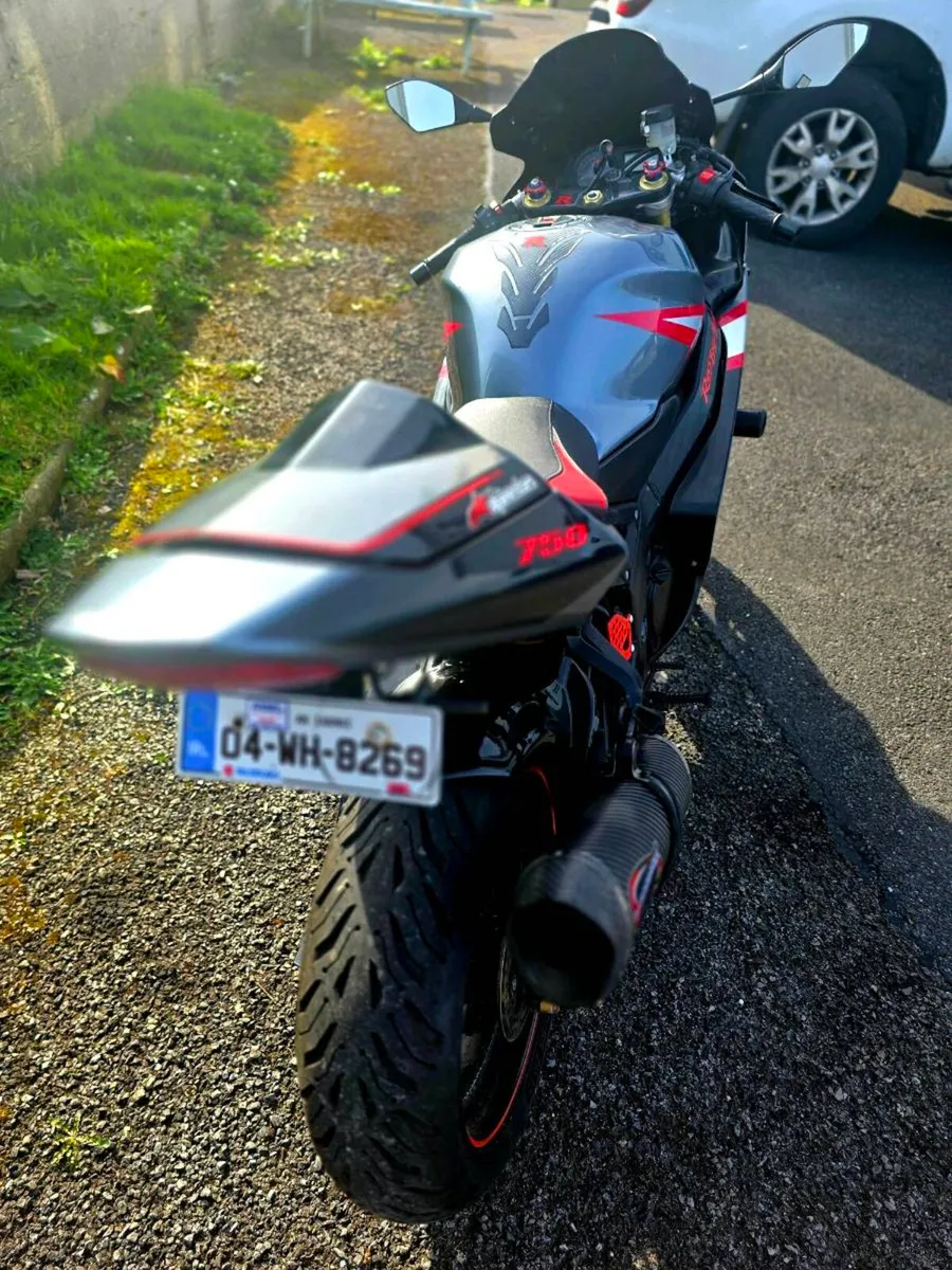 Suzuki k4 750cc - Image 4