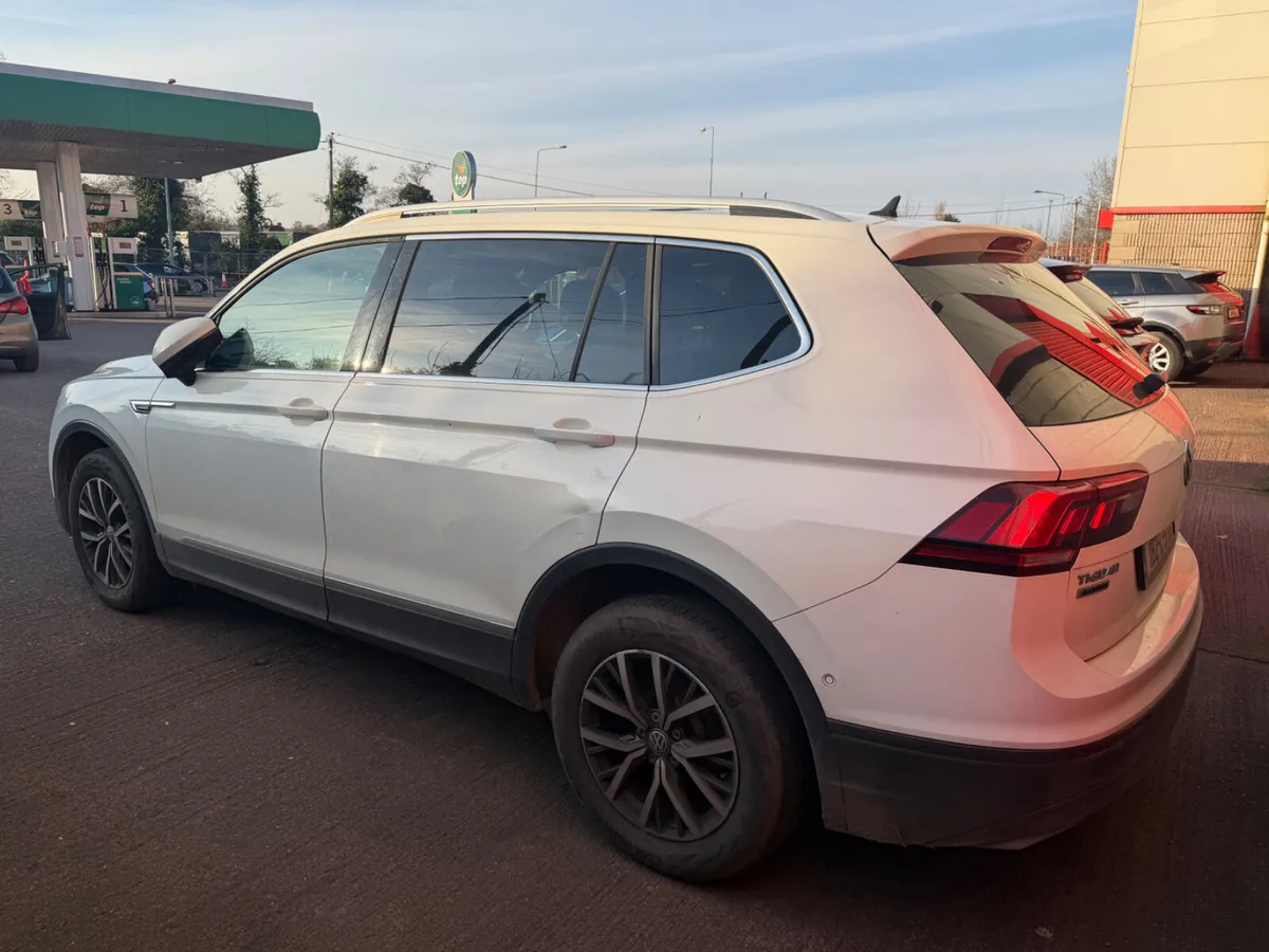 181 Vw Tiguan 7 seats - Image 2