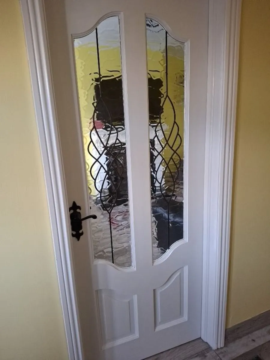 Internal doors - Image 2