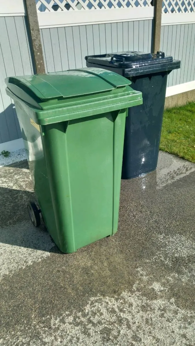 2 Wheelie  Bin 240Ltrs - Image 2