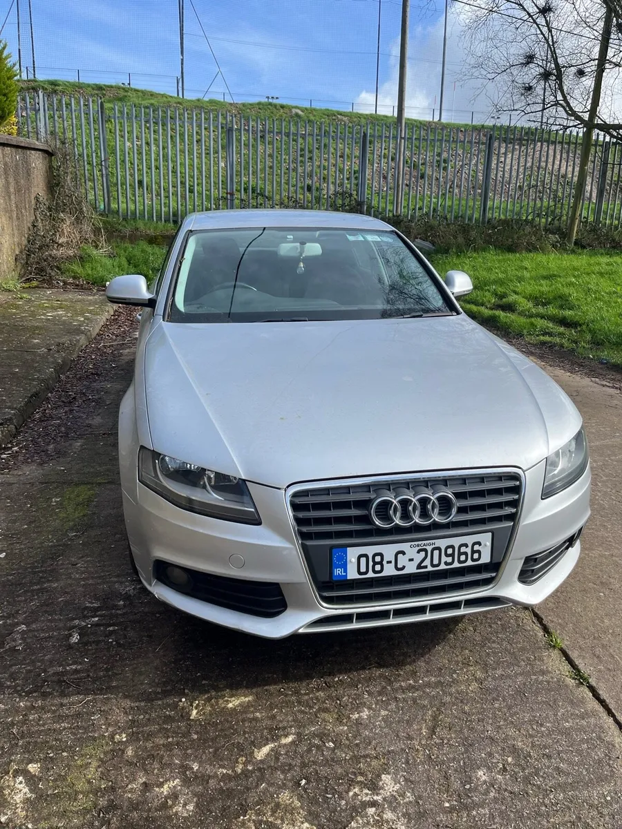 Audi a4 2008 - 197.000km - for repair or parts - Image 1
