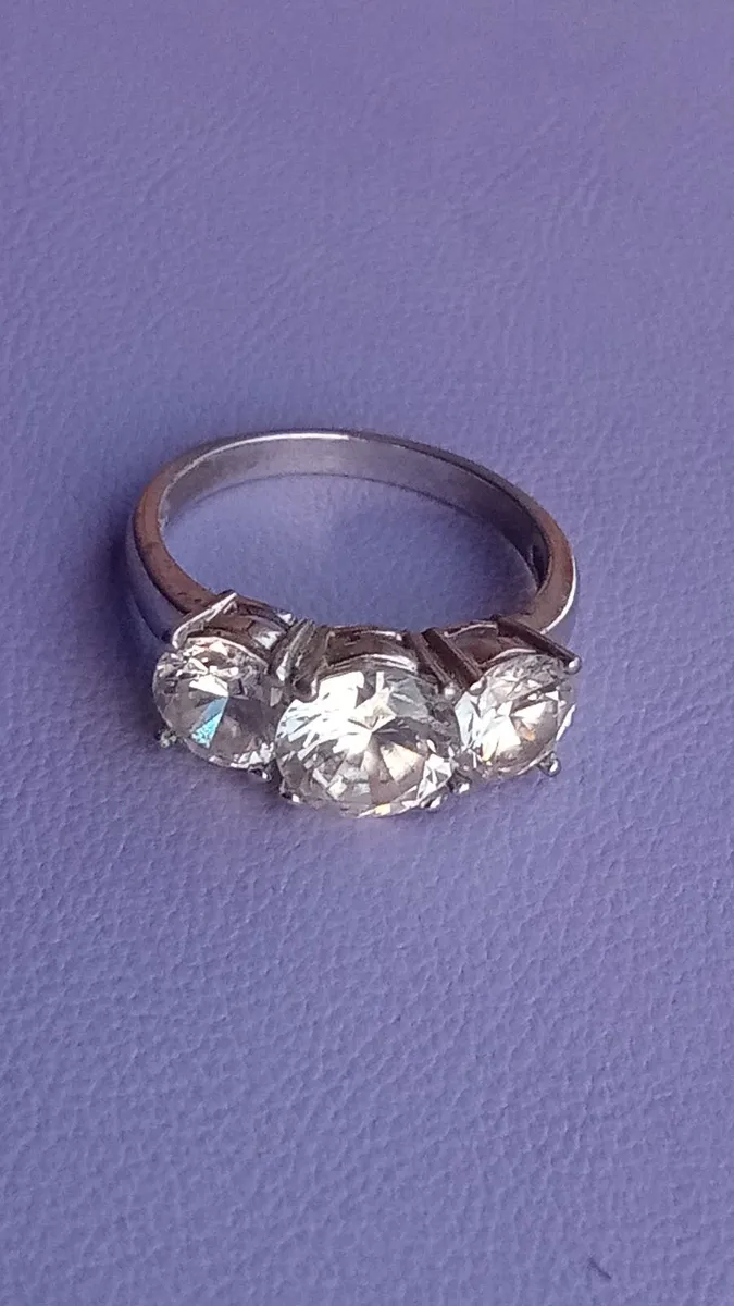 Beautiful Trilogy Dress Ring - Image 1