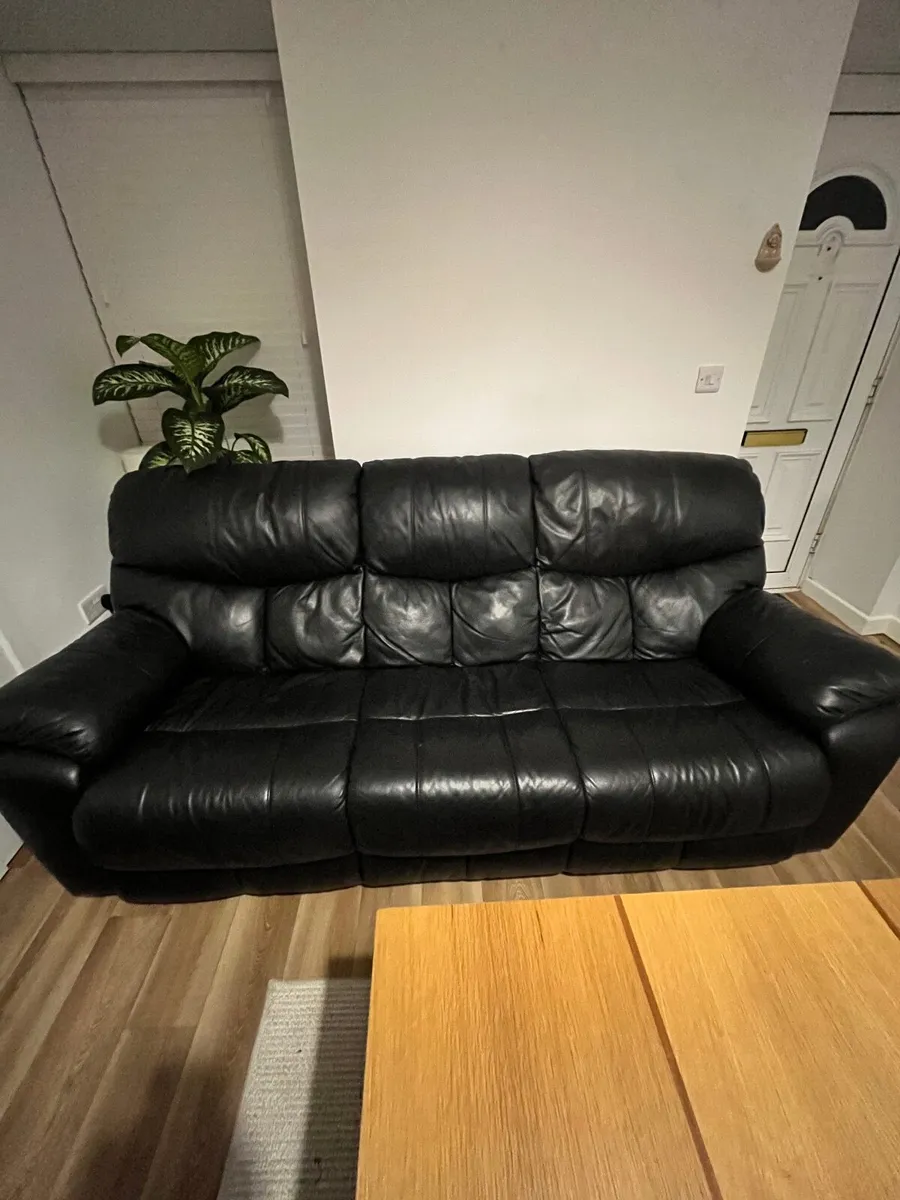 Leather sofa for sale - Image 1