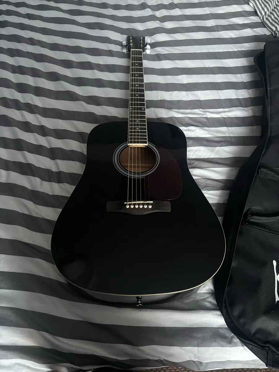 KODA Black Guitar - Image 2