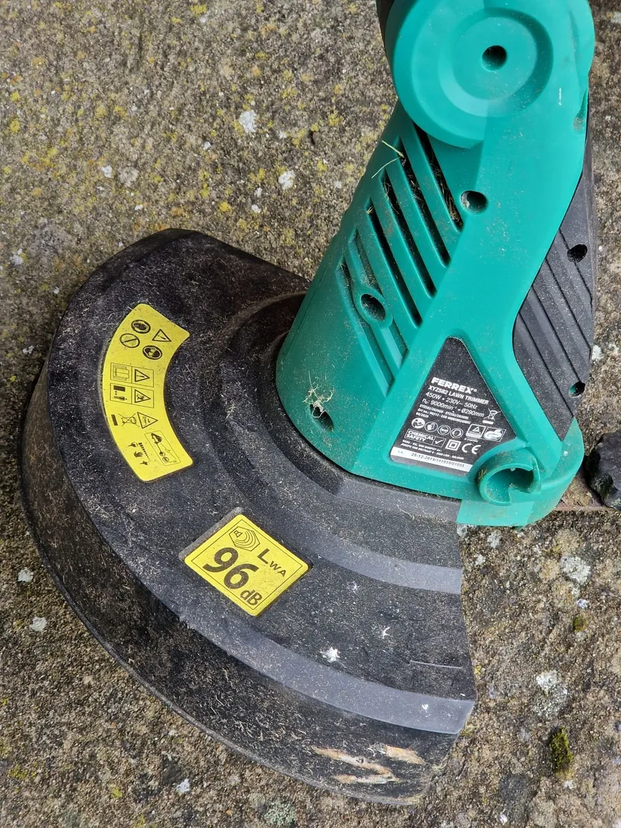 FERREX XYZ582 Lawn Strimmer 450W Excellent conditi - Image 4