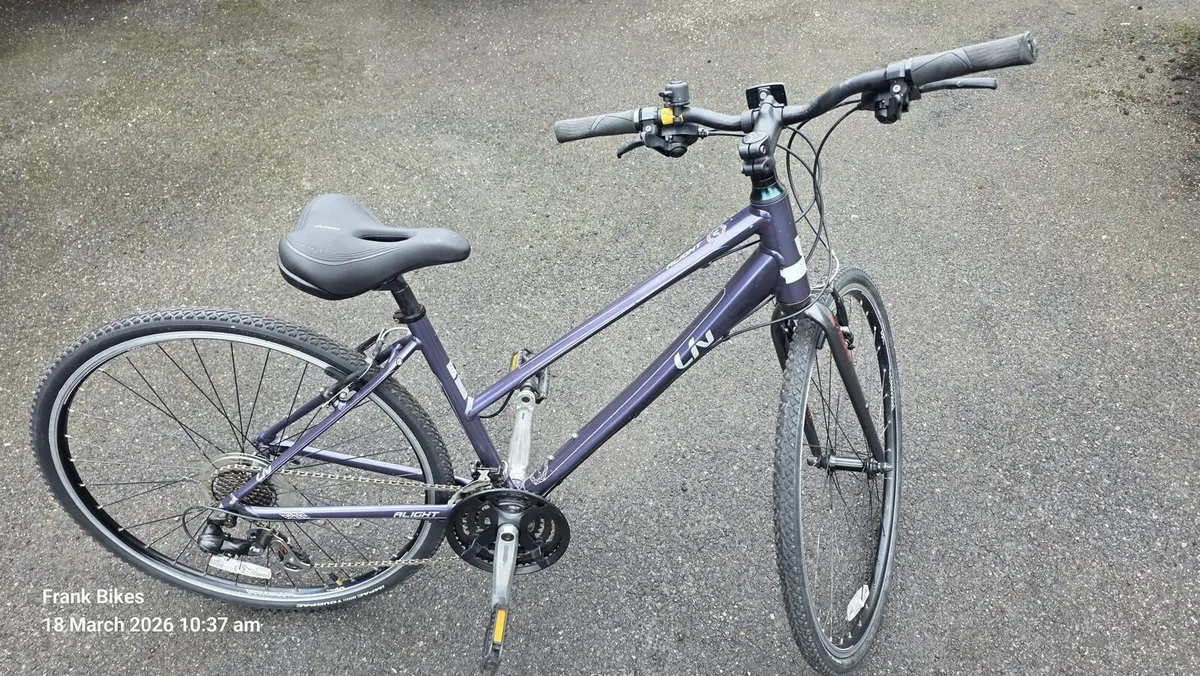 🔥 GIANT HYBRID BIKE – LIGHTWEIGHT – READY TO RIDE - Image 1