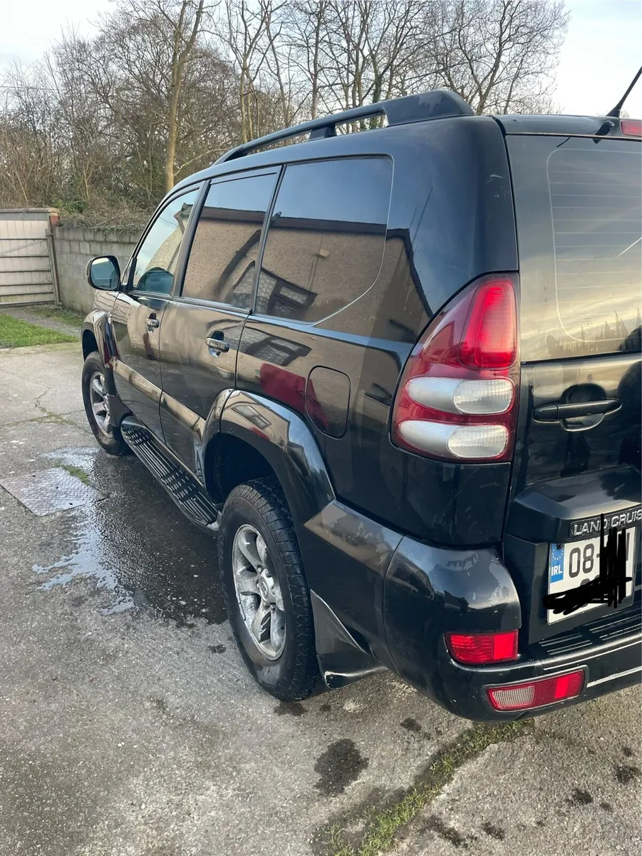 Toyota landcruiser - Image 4