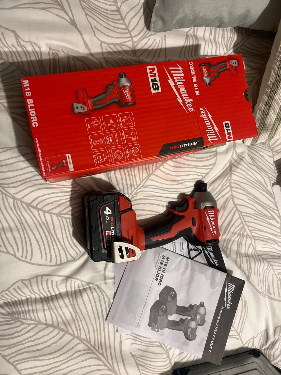 Milwaukee M18 cordless impact driver - Image 1