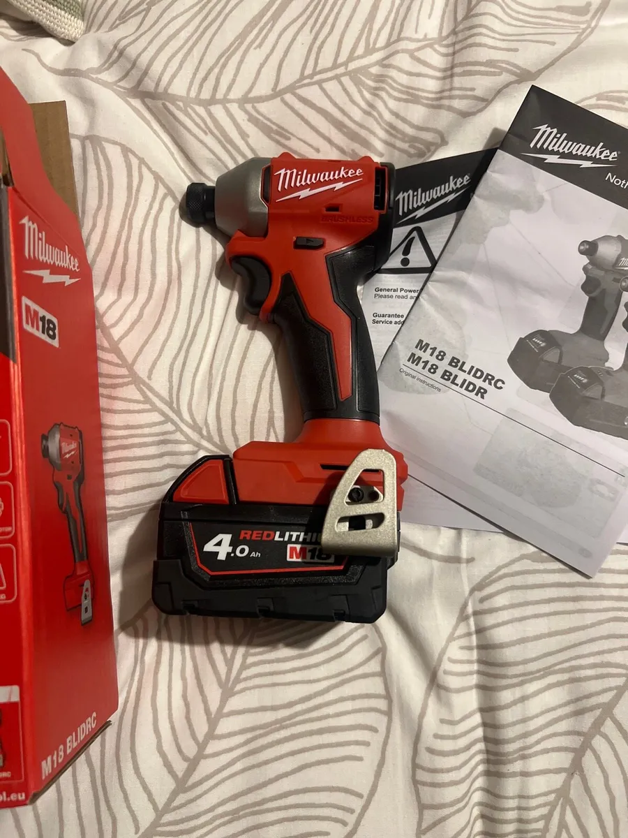 Milwaukee M18 cordless impact driver - Image 4