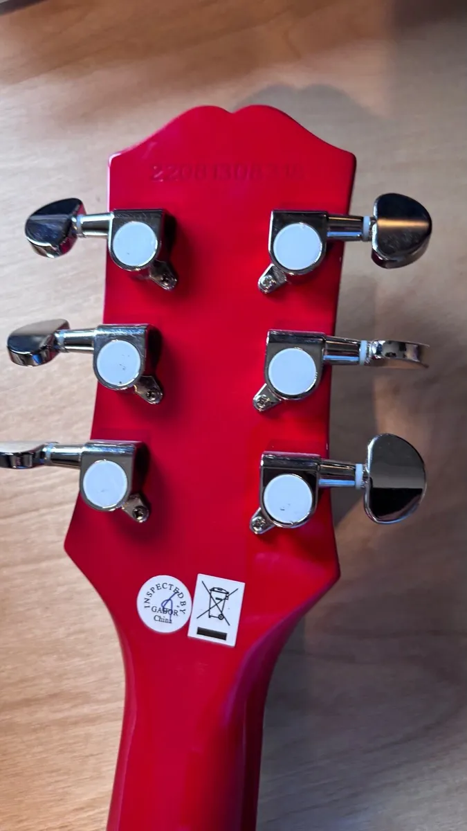 Electric guitar - Image 3