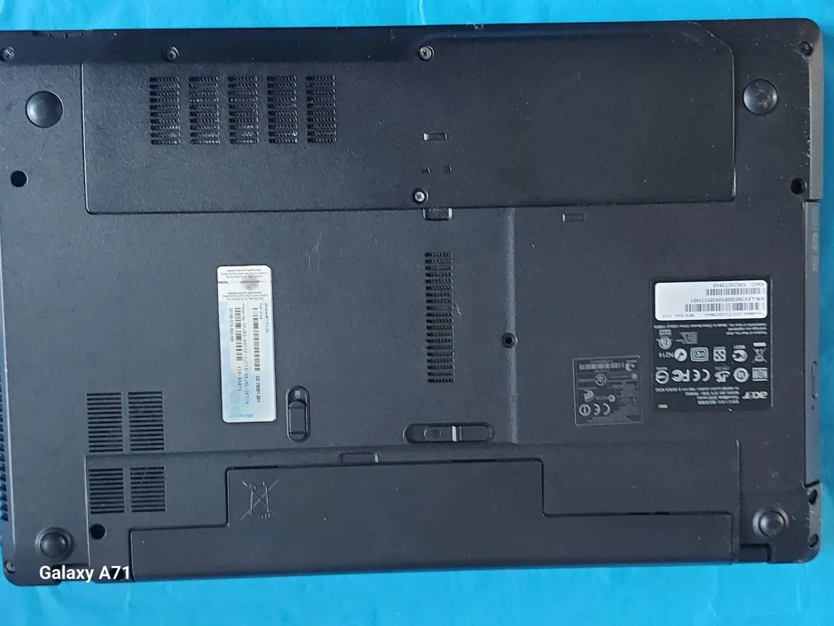 ACER TravelMate 5335 Laptop, 4GB Ram, 250GB HDD, - Image 2