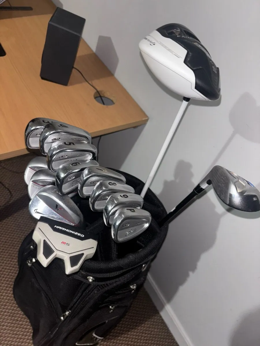 Full Golf Set - Image 1