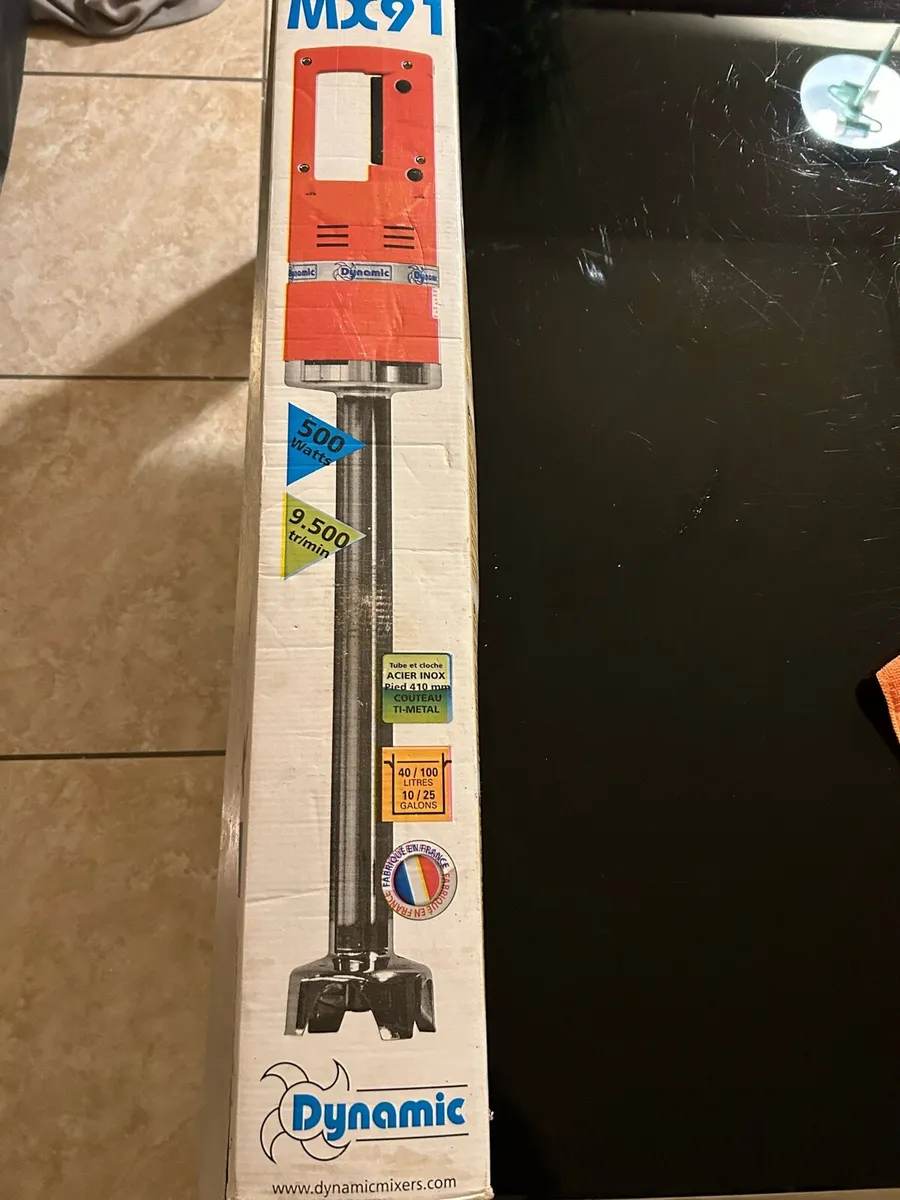 Blender for sale & 3  fly insect-o-cutors - Image 1