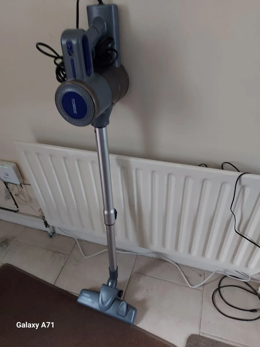 TOWER XEC20 PLUS Vertical wired Vacuum Cleaner - Image 1