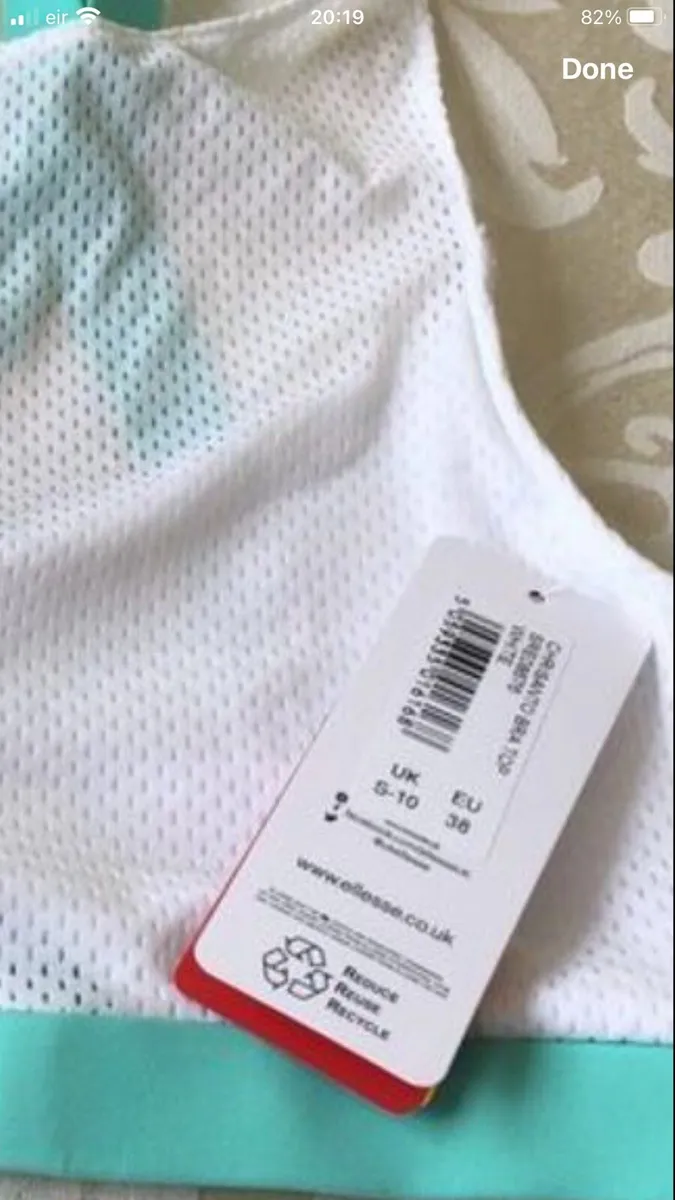 Ladies BNWT sports bra size 8/10 €15 - Image 3
