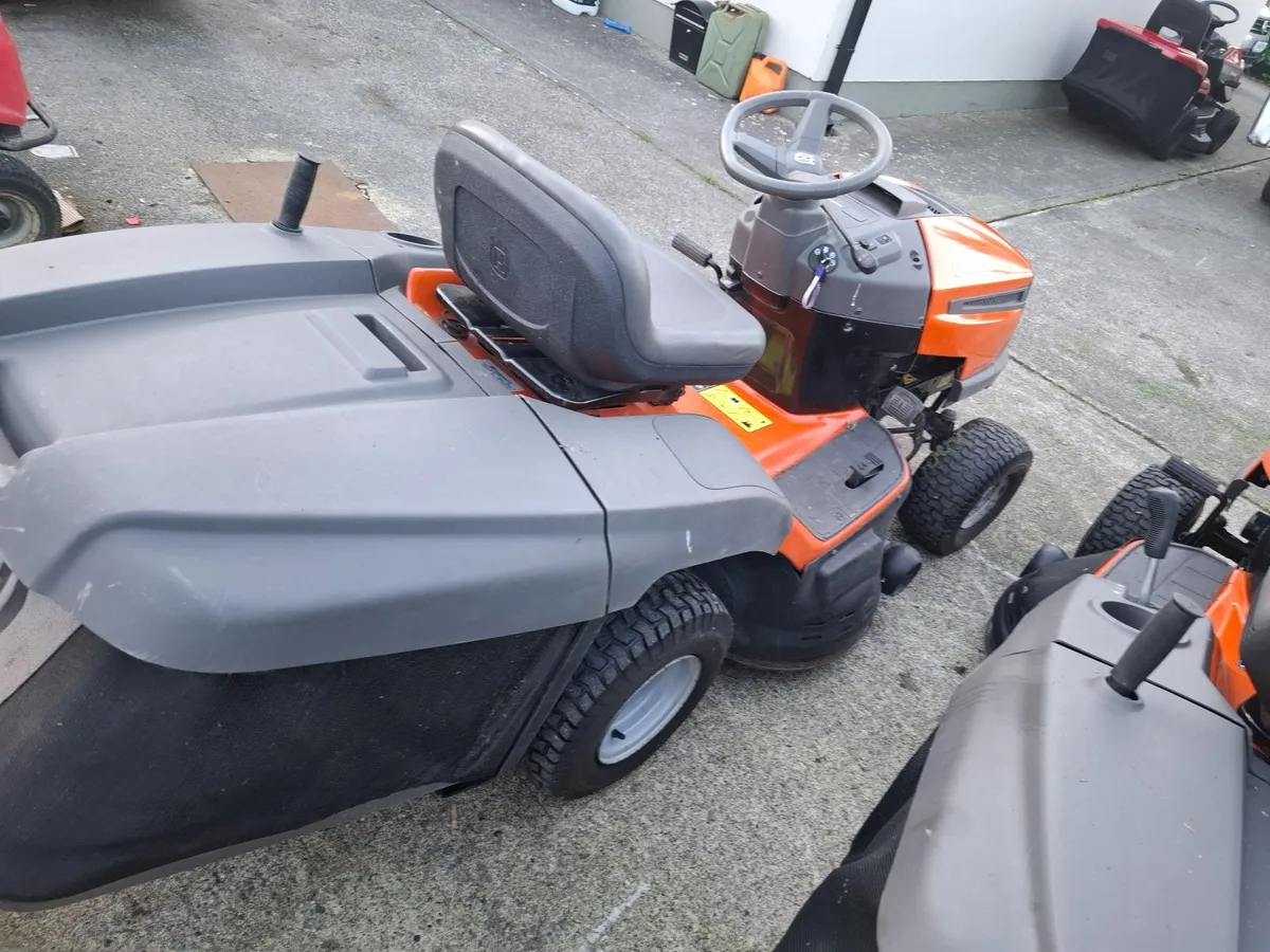 Husqvarna TC138 ride on mower - Image 2