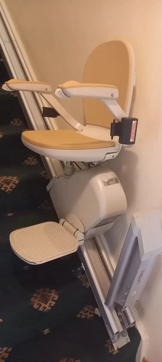 Stair lift - Image 1