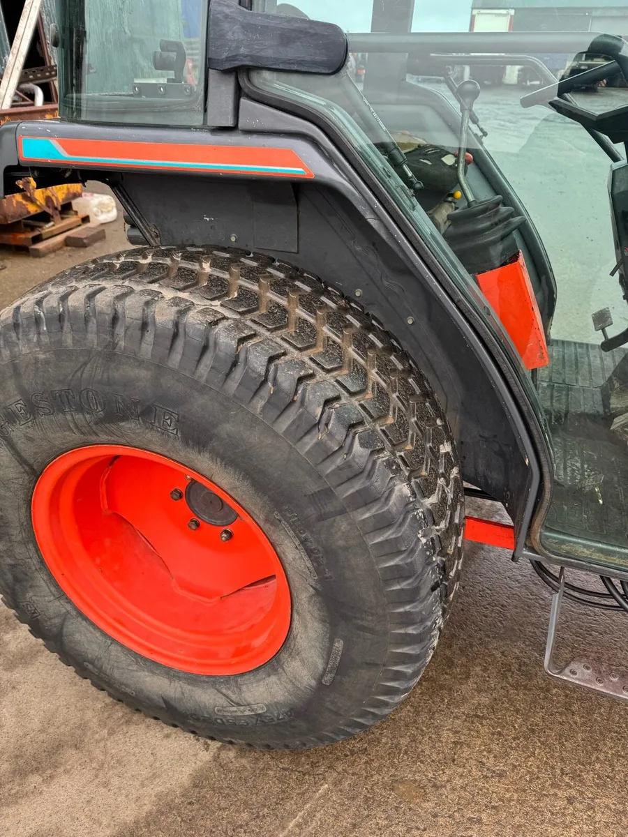 Kubota Compact Tractor with Loader - Image 2