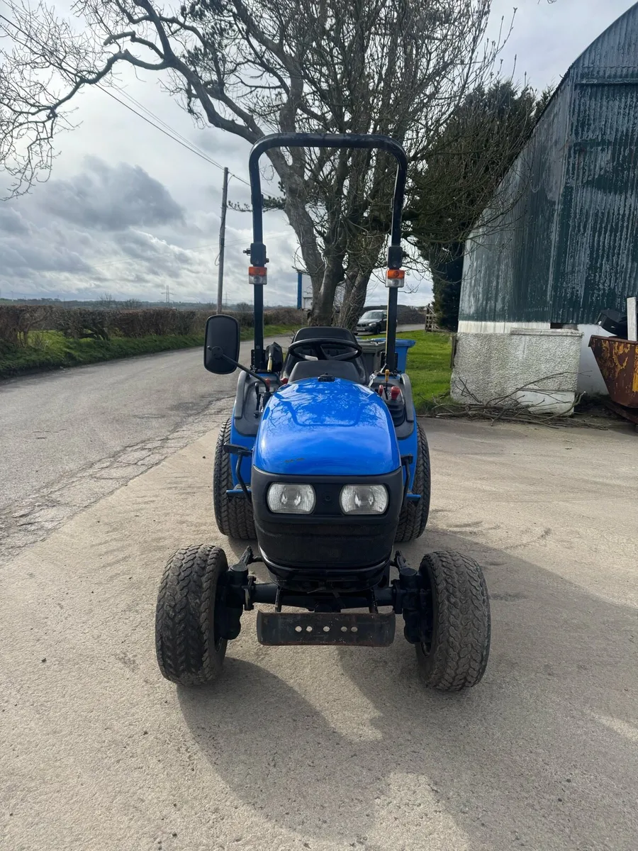 New Holland Compact Tractor - Image 2
