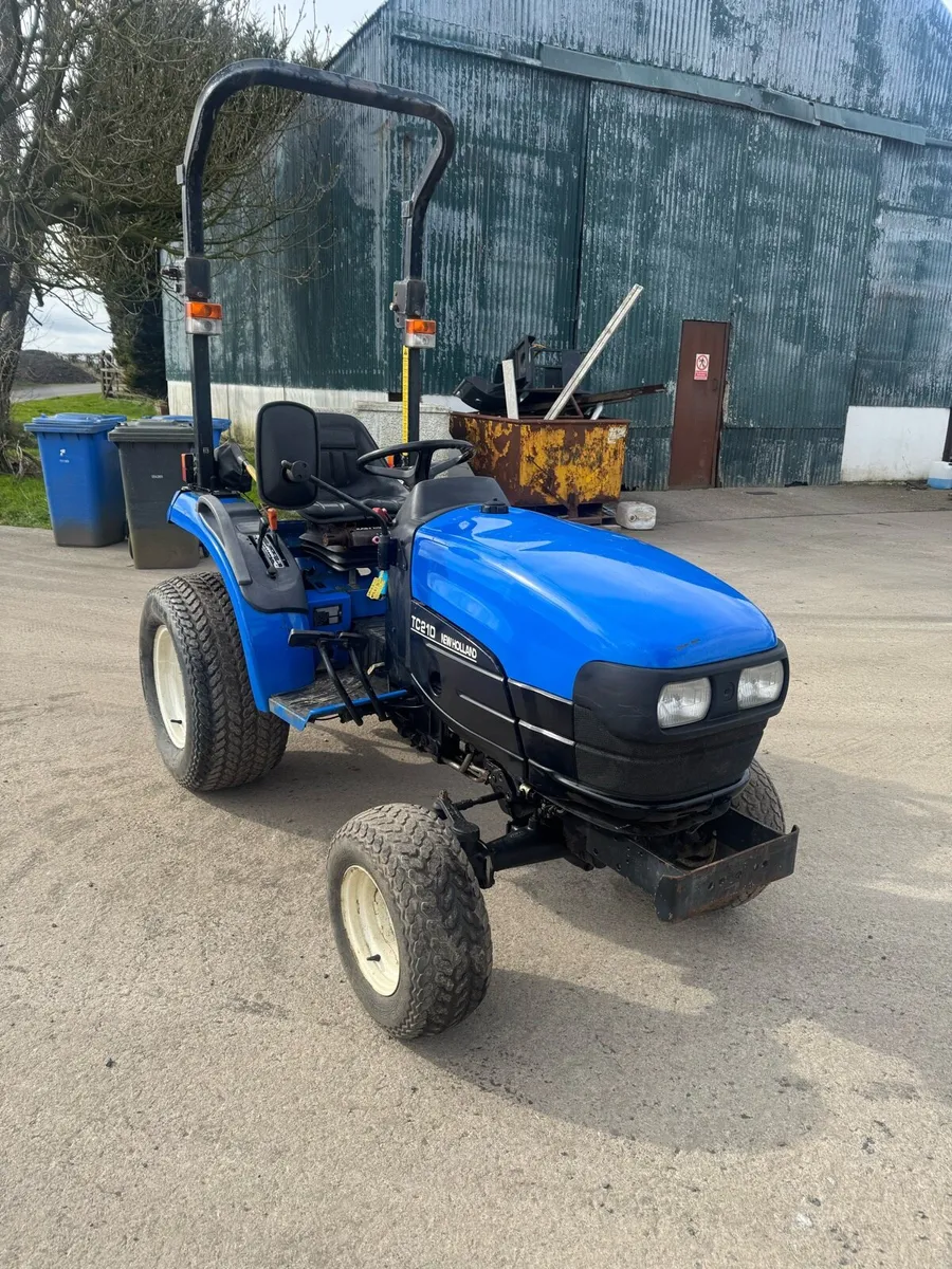 New Holland Compact Tractor - Image 3