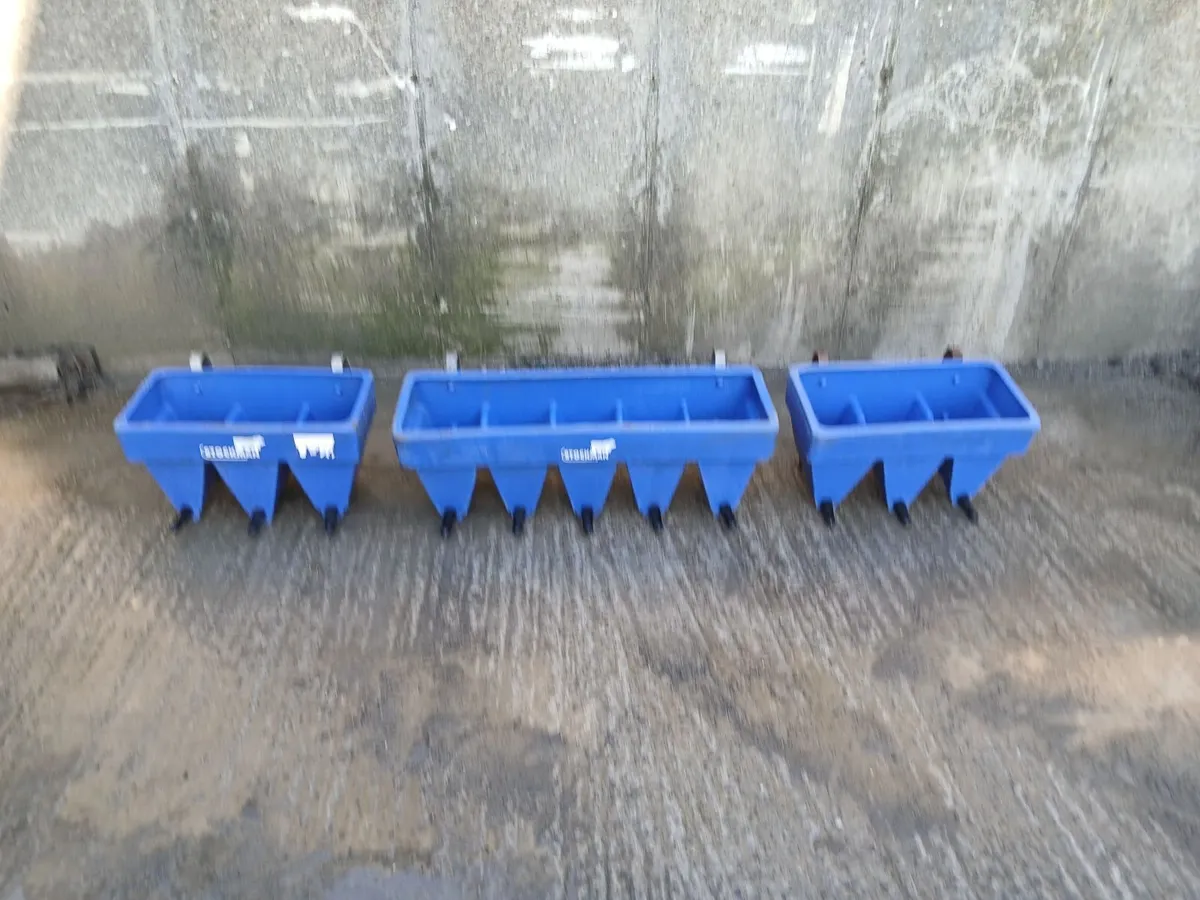 Calf Feeding equipment - Image 1