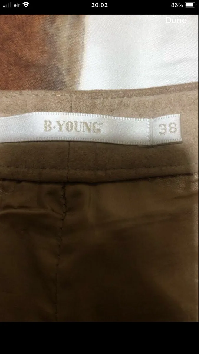 Ladies leather trousers size 10 €15 - Image 4