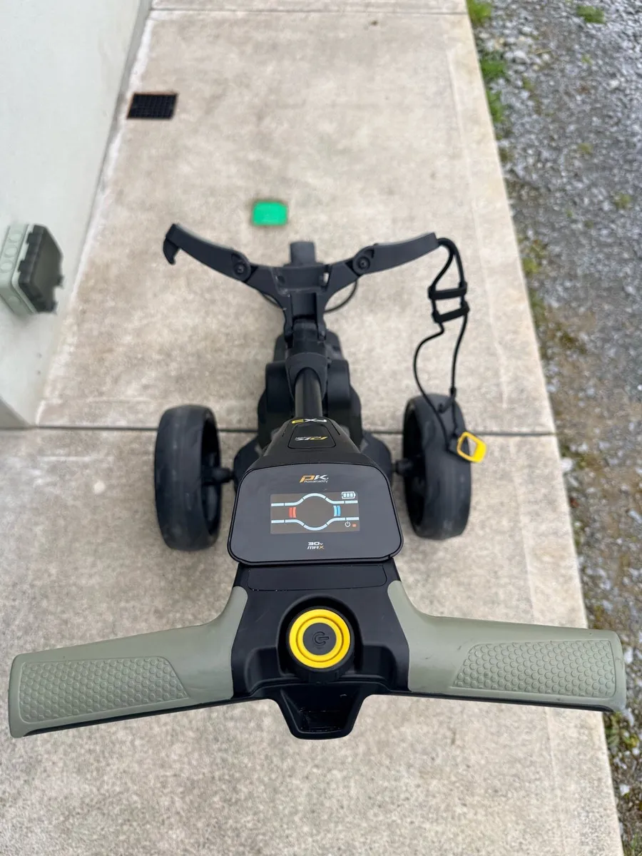 Powakaddy FX3 with extended lithium battery - Image 2