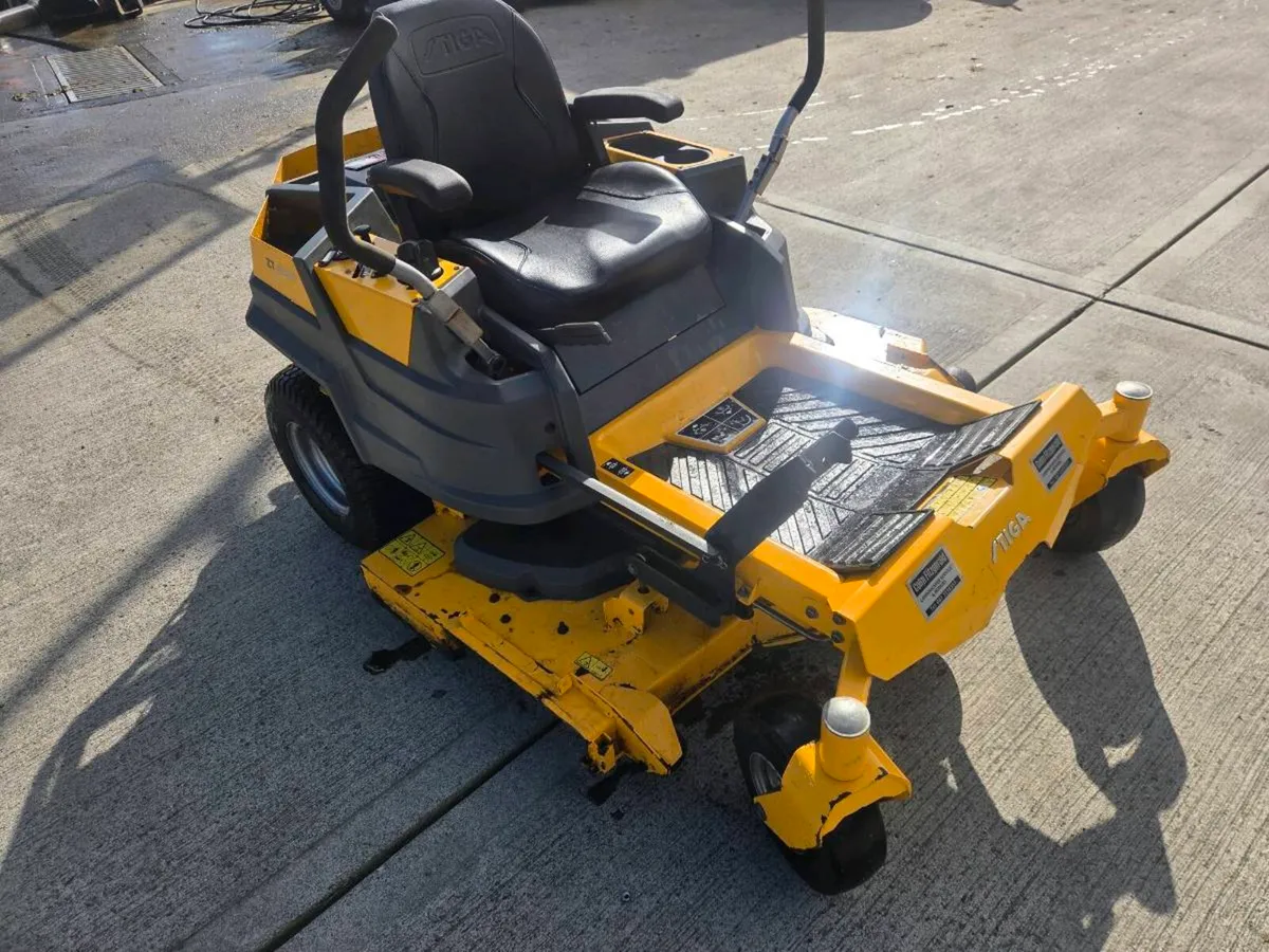 Stiga lawnmower for sale - Image 1