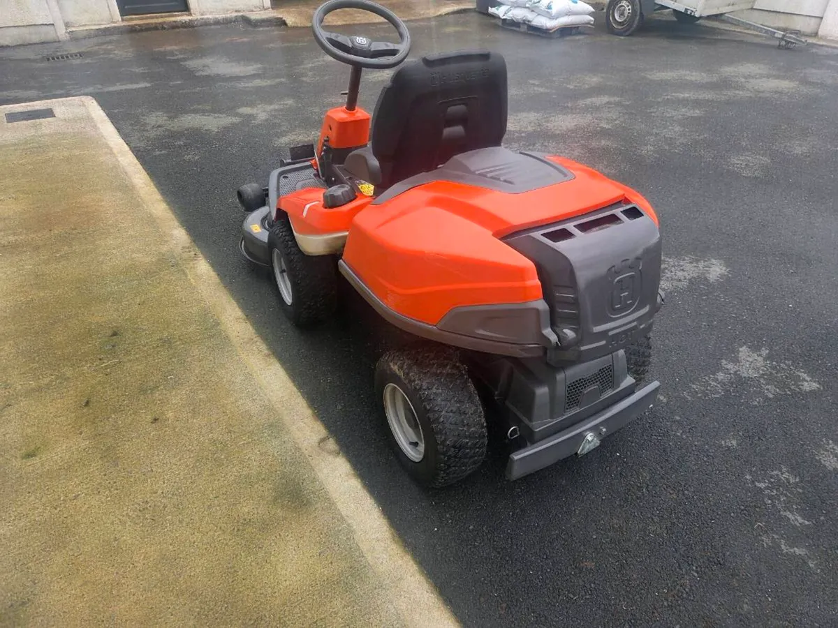 Husquvana lawnmower for sale - Image 4