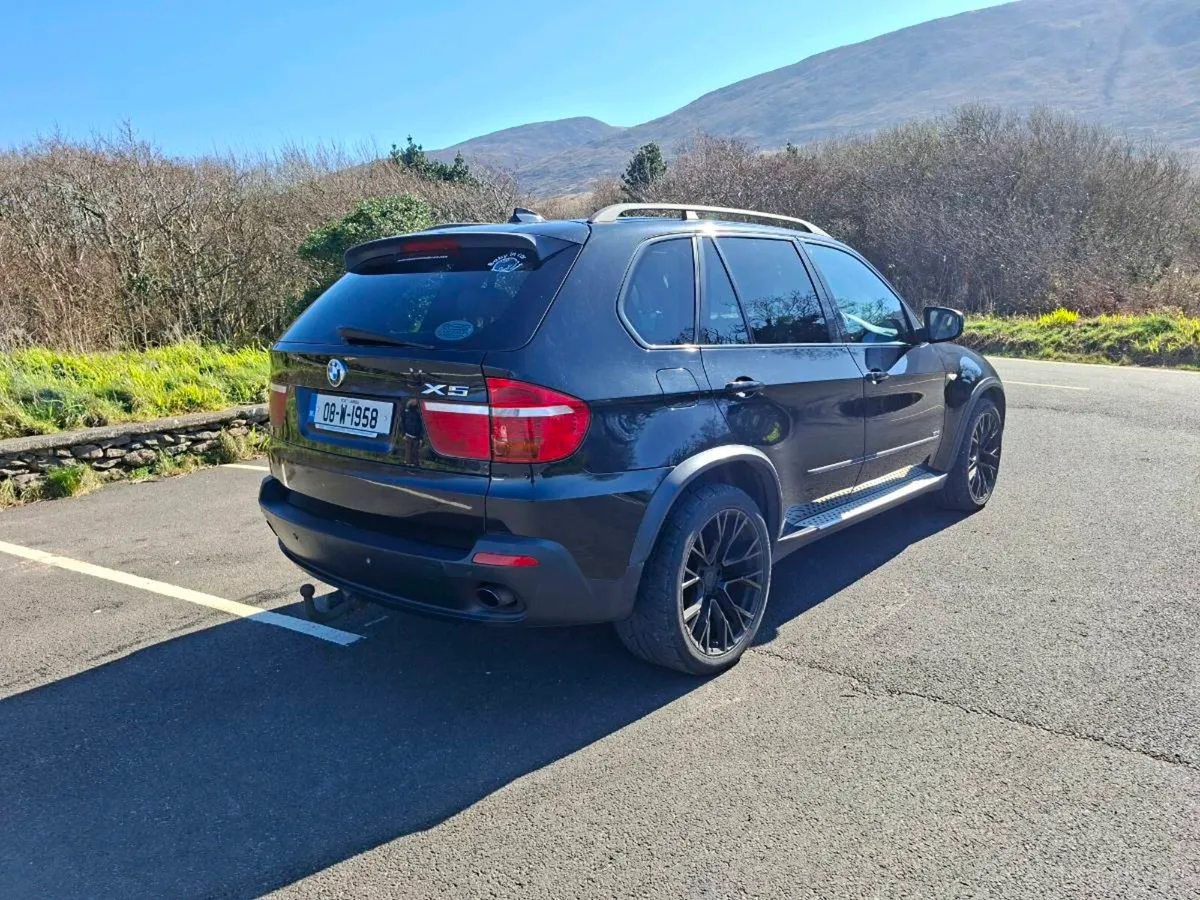 2008 BMW X5 Crewcab - Image 1