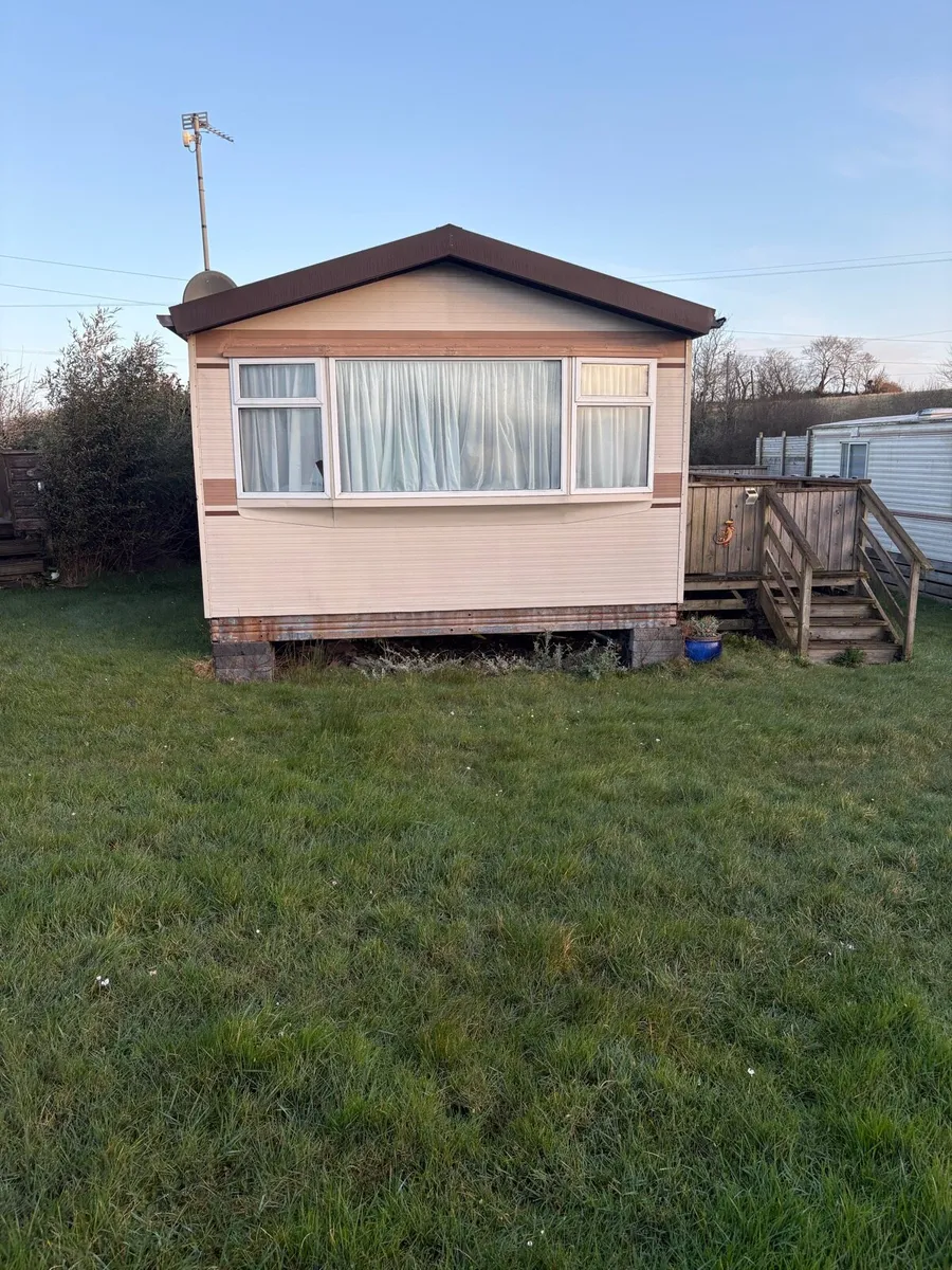 Roadmaster Mobile Home - Image 1