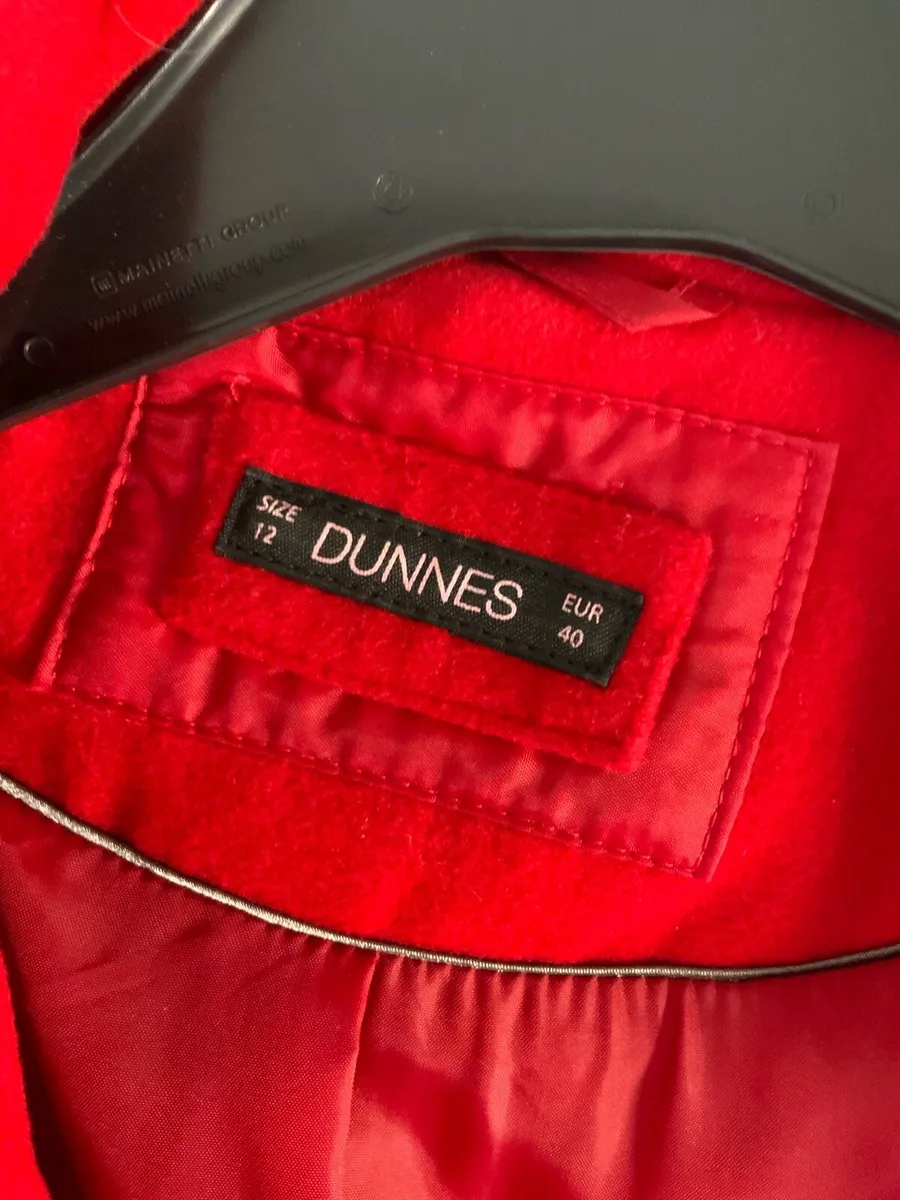 Beautiful Red Coat - Image 2