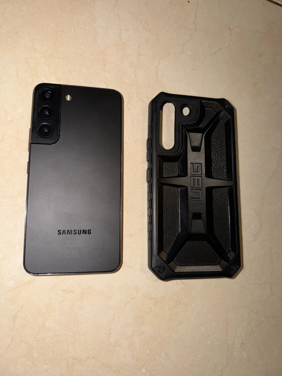 Samsung s22 - Image 2